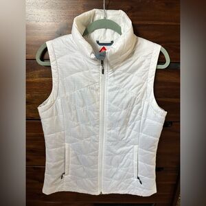 Columbia Women's Omni-Heat Quilted Full Zip Insulated Puffer Vest. Size M